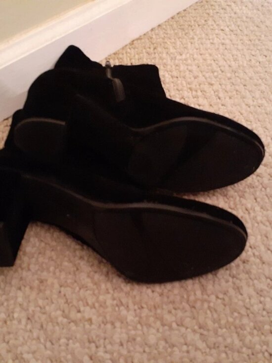 Christian Siriano Shoes - Christian Siriano Black Suede Block Heel Ankle Boots Women’s Size 9